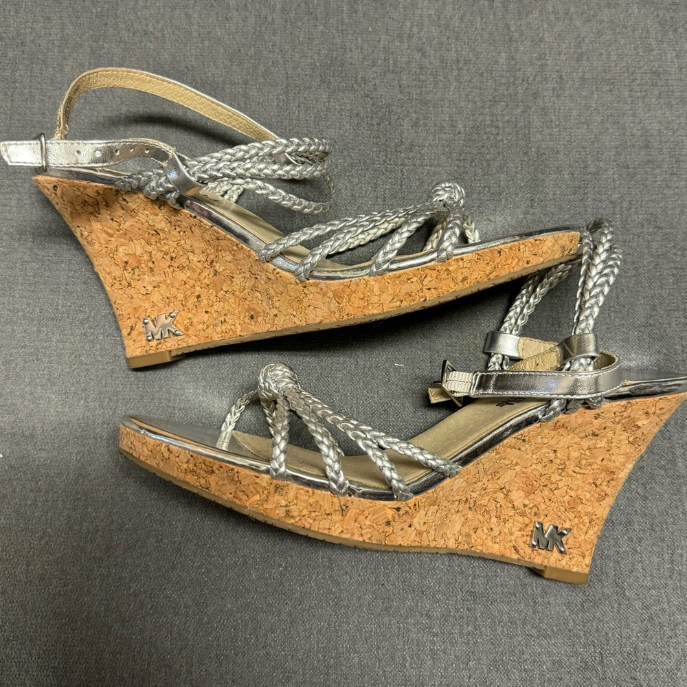 Michael Kors Palm Beach Sandal Metallic Silver Size 8.5 Wedges